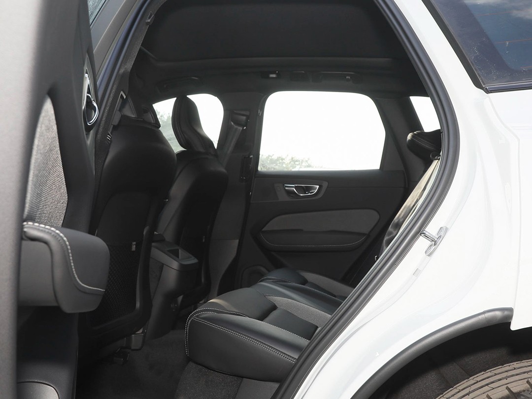 试驾沃尔沃xc60峡湾版,沃尔沃xc60峡湾版图片