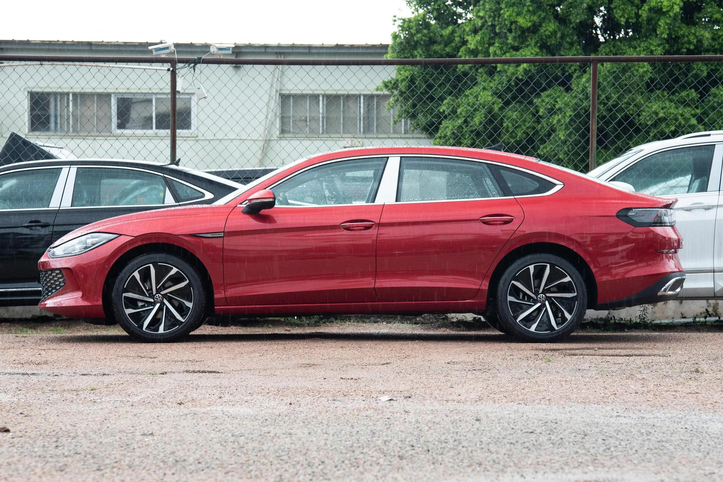 年轻人的第一辆运动轿跑车?详解上汽大众凌渡