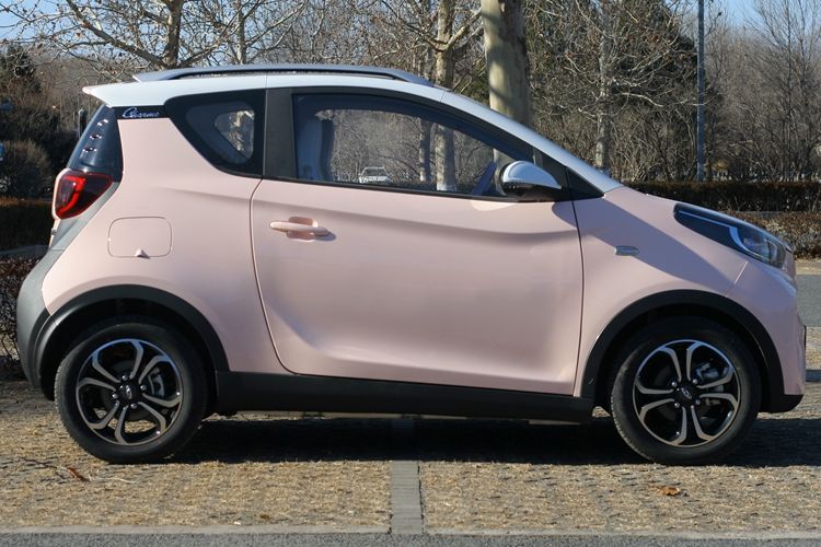 奇瑞电动车小蚂蚁400价格,试驾奇瑞电动汽车小蚂蚁