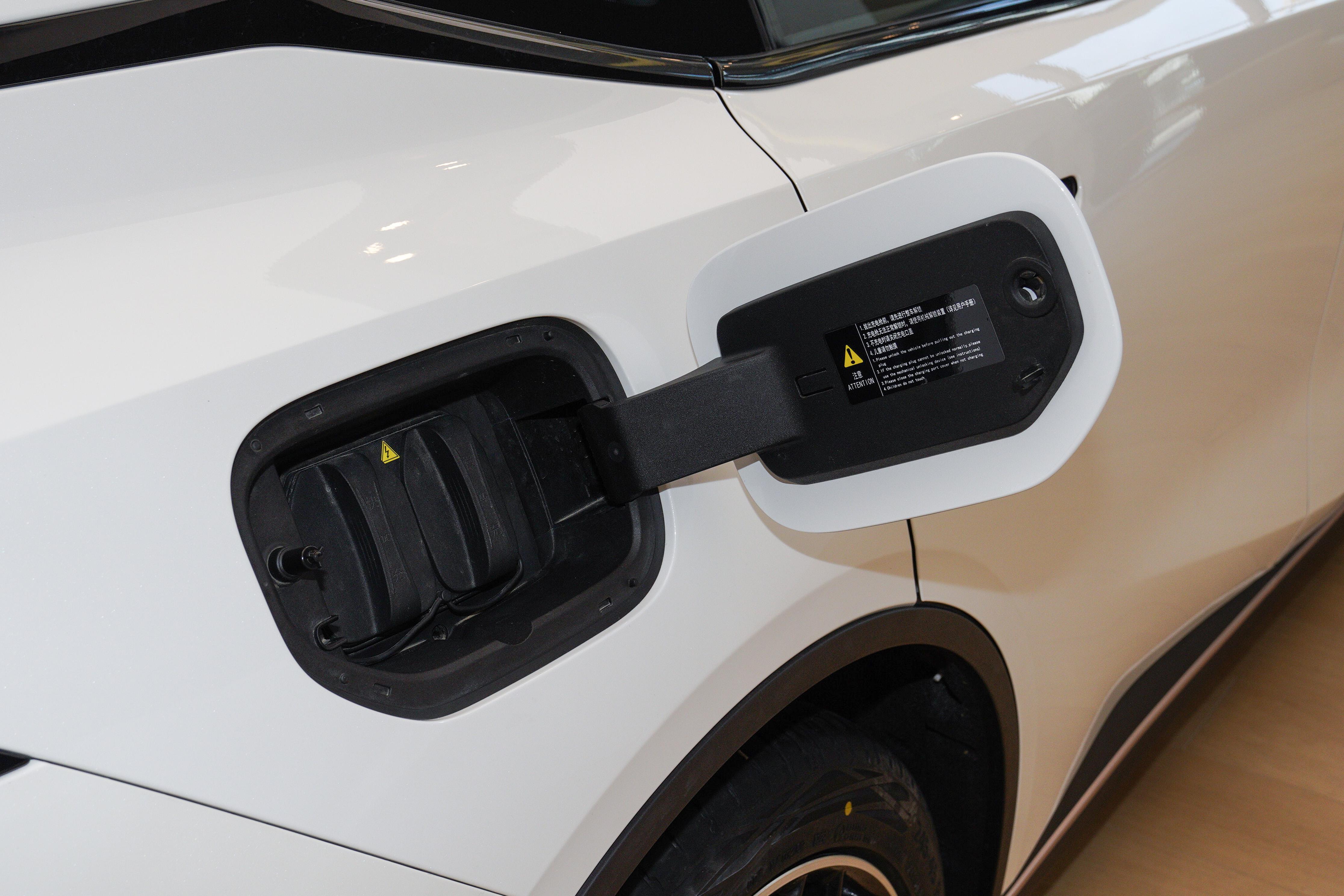 深蓝sl03增程版深度评测懂车帝,深蓝sl03增程版操控怎么样