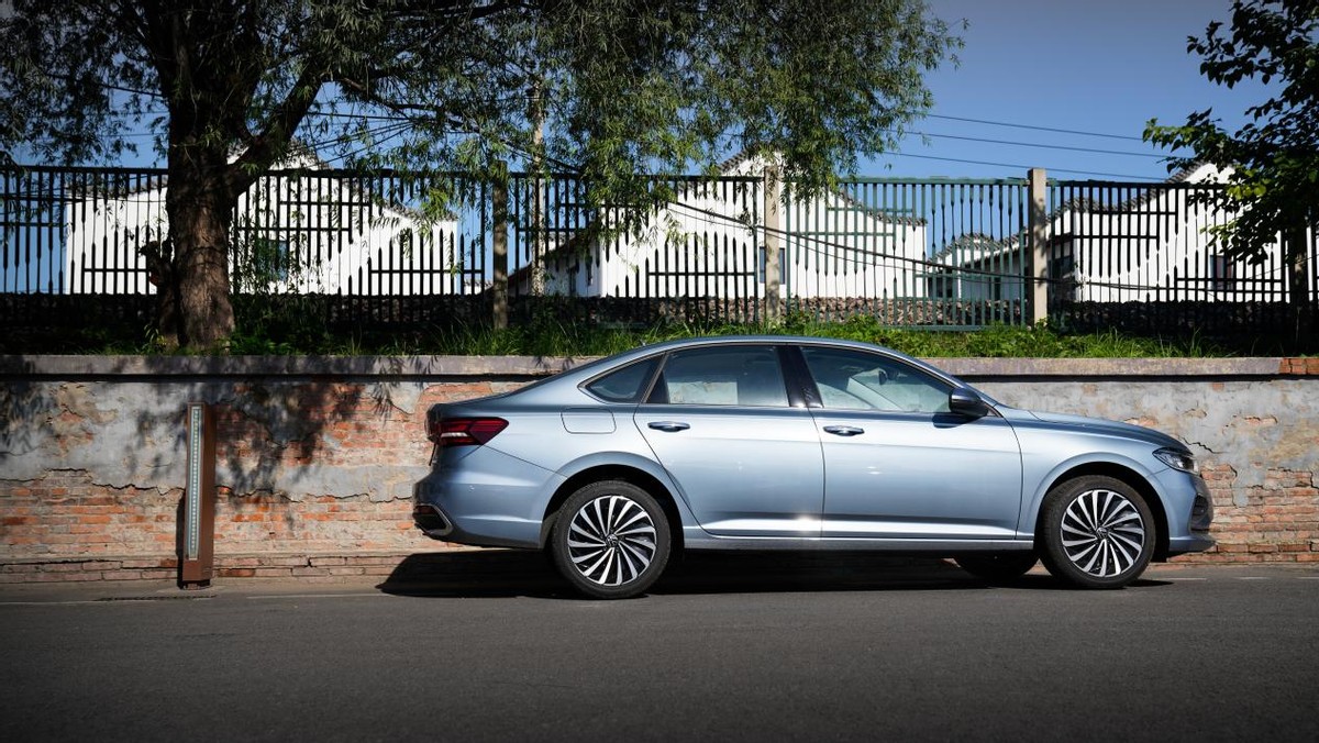 新时代国民家轿新朗逸亮相,上汽大众全新朗逸试驾