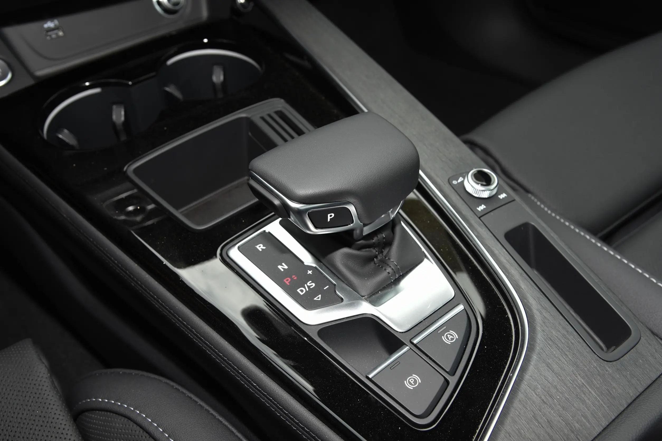 百公里加速4.7秒和8秒对比,百公里加速8秒的车测试