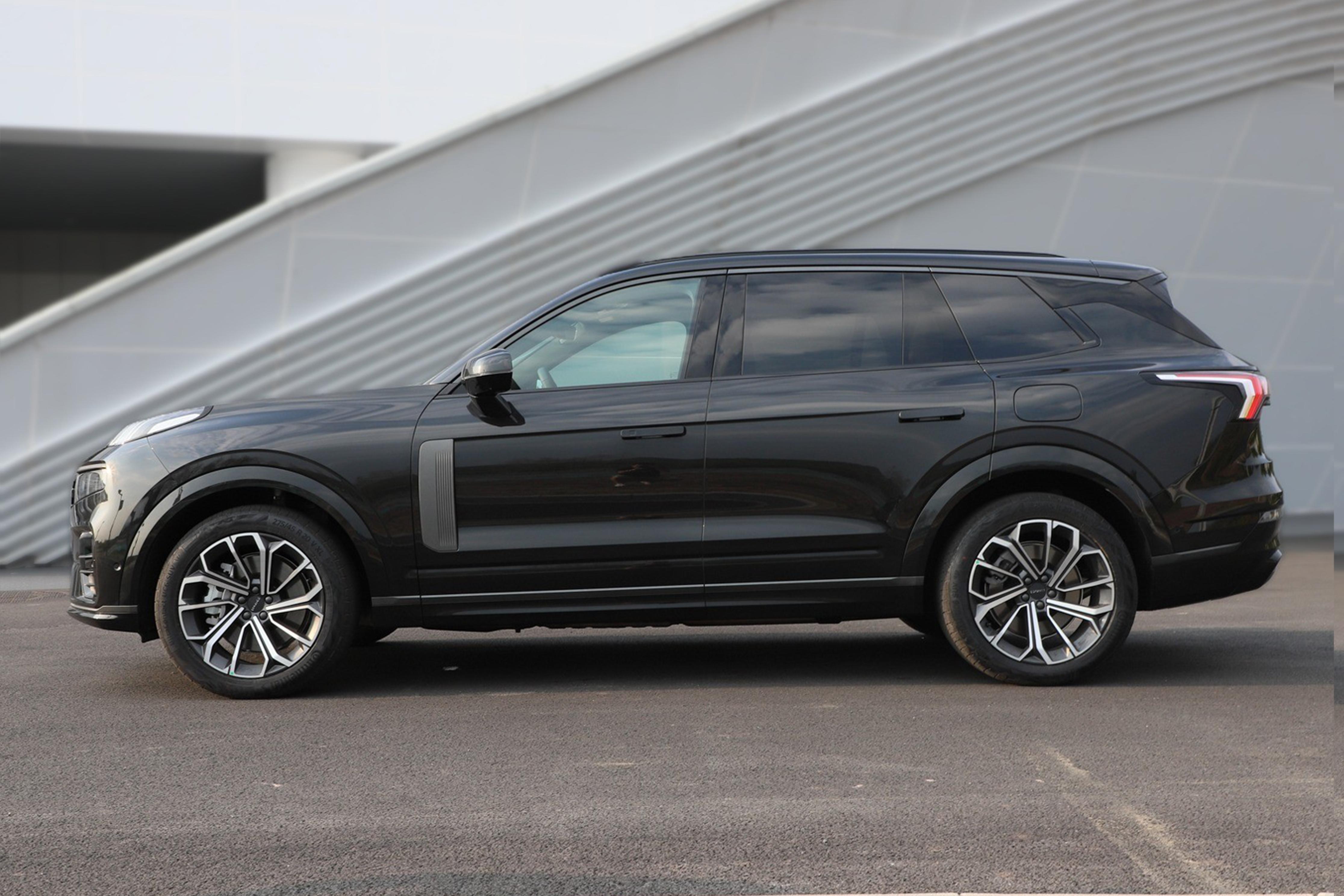 新领克09em-p油耗实测,领克09em-p纯电续航测试