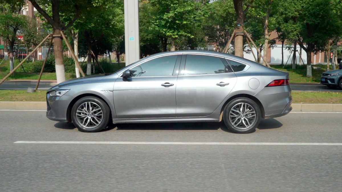 不止为新能源而生测试韩泰iONSTAS轮胎静音更耐磨