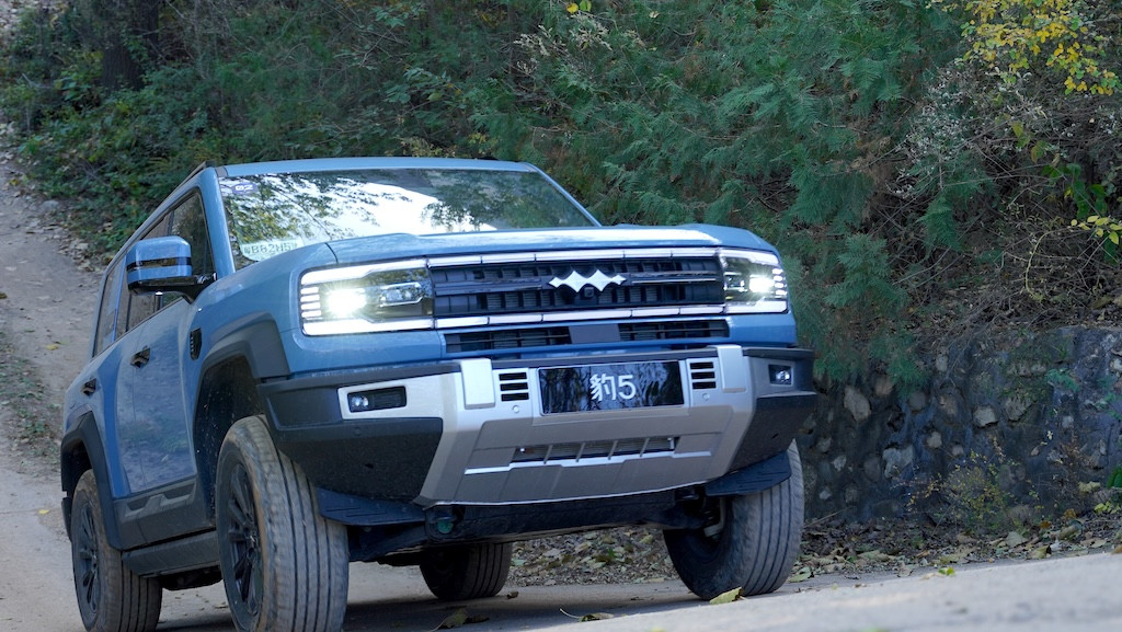 一键“傻瓜式”的电动越野是什么体验？试驾方程豹豹5