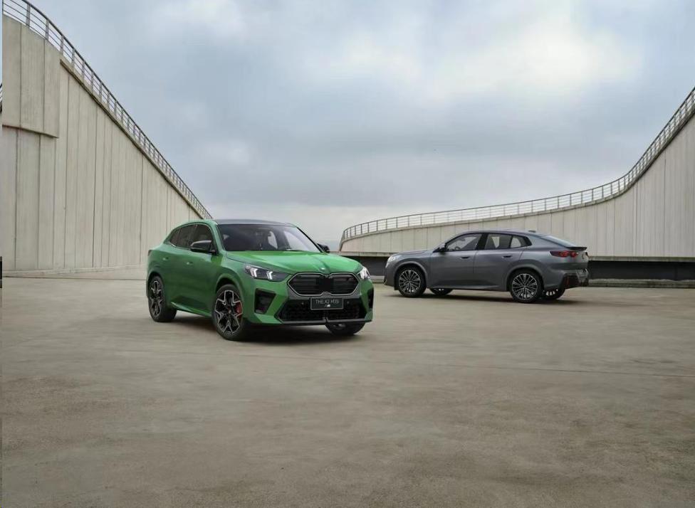 宝马x2出售,宝马x2落地价格2021款28i多少钱