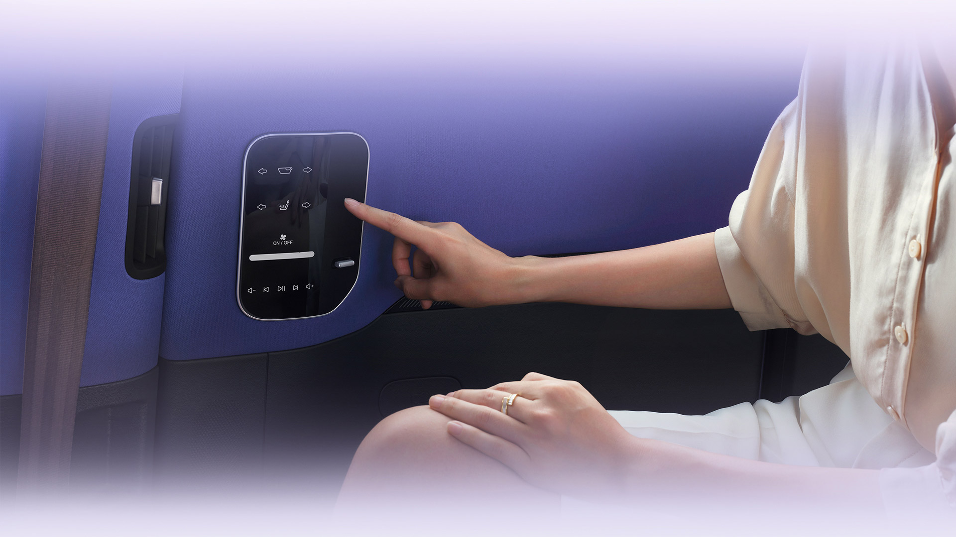 全球首款智能亲子车极狐考拉,极狐考拉智能亲子车是四座吗