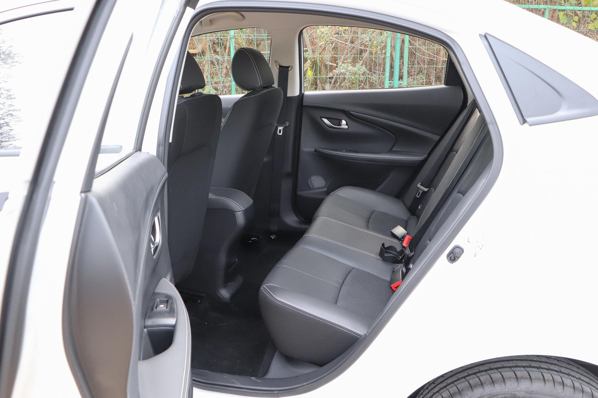 长安全部车型悦翔,长安悦翔新手代步值得吗