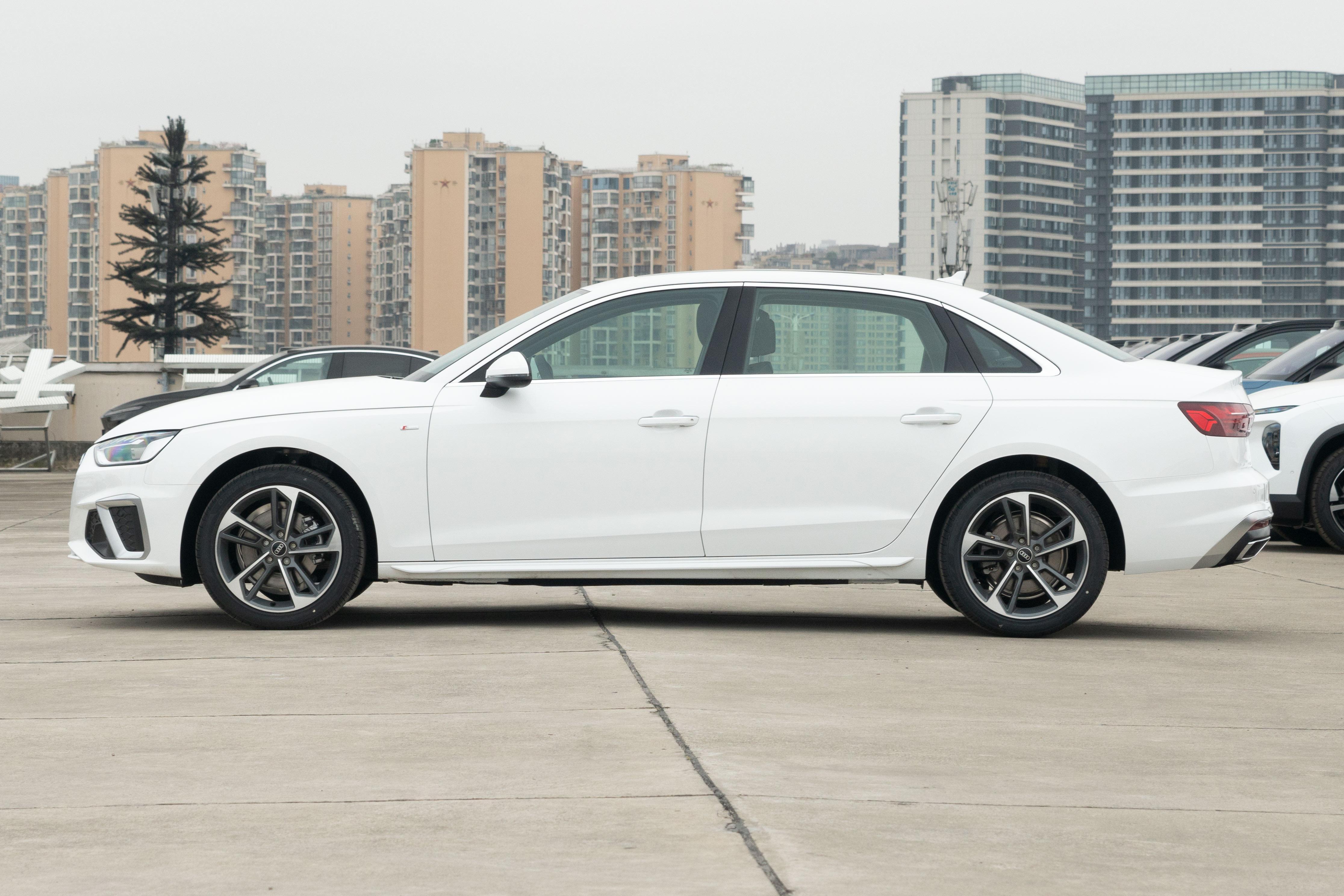 从官车变亲民奥迪a4l更有性价比,奥迪a4l什么时候降价到24万