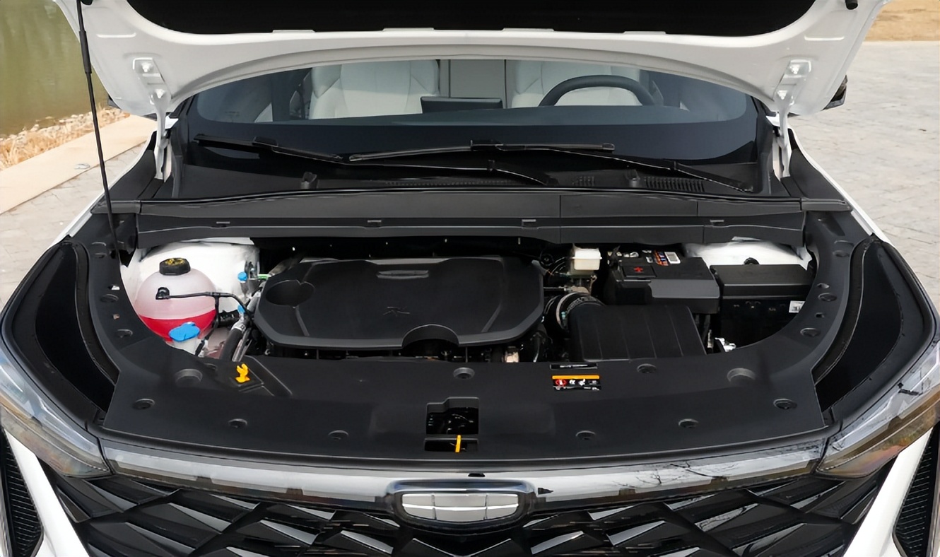 10万级suv新选择吉利博越cool上市,秦plusdm-i2023冠军版和吉利博越cool