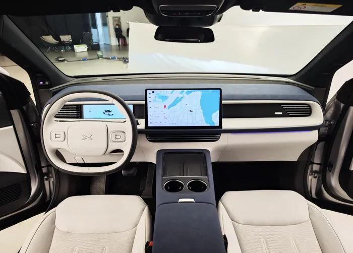 鍥藉鐪嬫瘮浜氳开鐧句竾绾у埆鐨勮溅,姣斾簹杩竷搴8