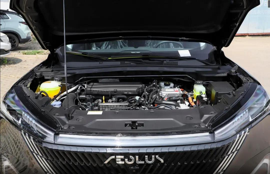 东风风神皓瀚2023款1.5tdh-i旗舰型,10万以内风神suv纯电