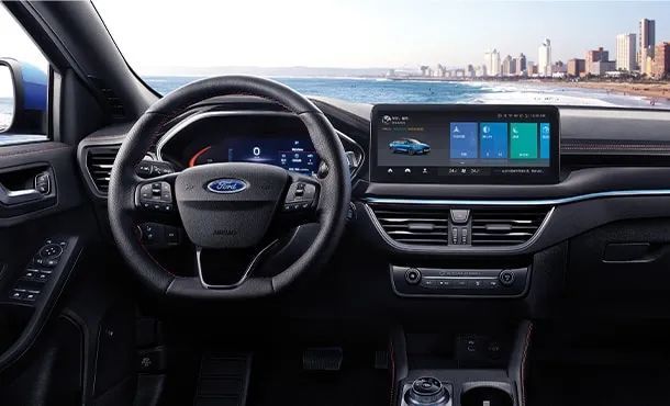 家用两厢车福克斯,两厢福克斯手动怎么选