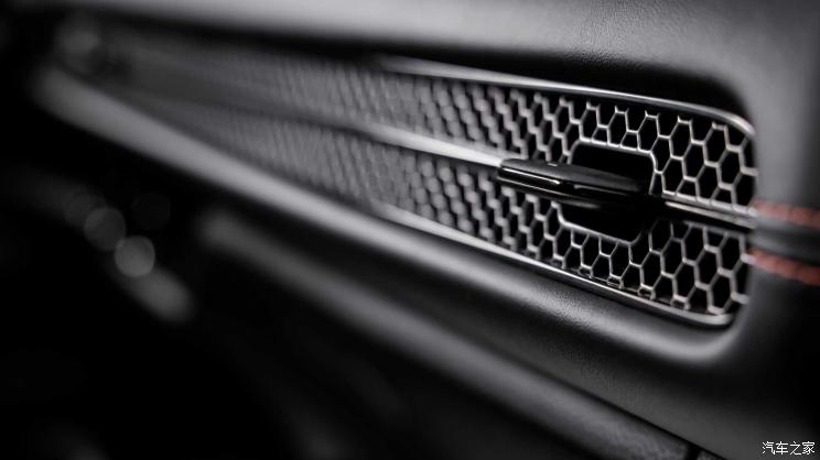 新款本田hrv效果图,本田hr-v顶配版沉浸式体验