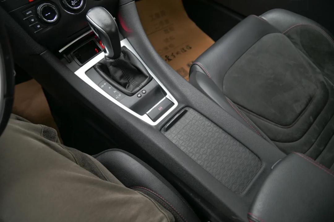 2015年ds1.6t二手多少钱,17年ds4s两厢二手车