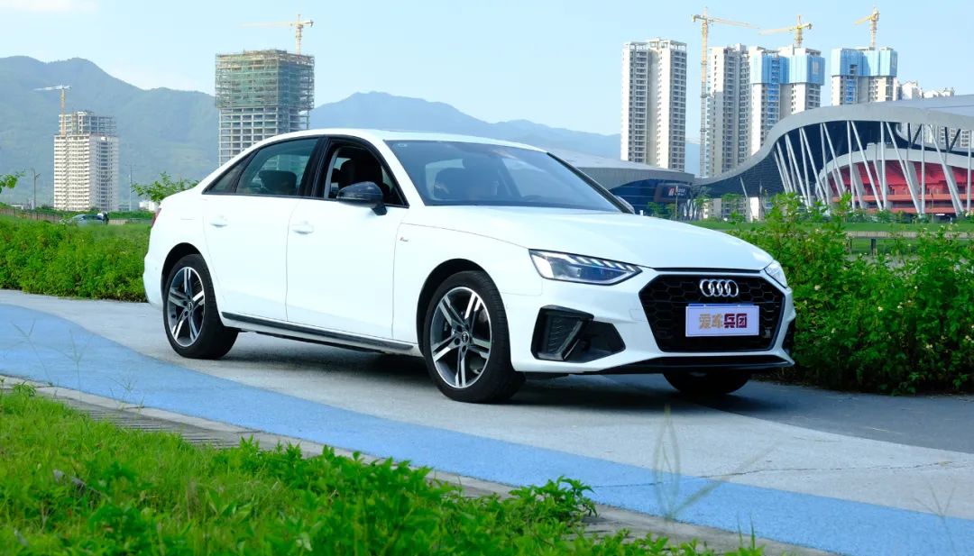 飞凡f7是年度改款车吗,银河l7和飞凡f7这两款车的对比