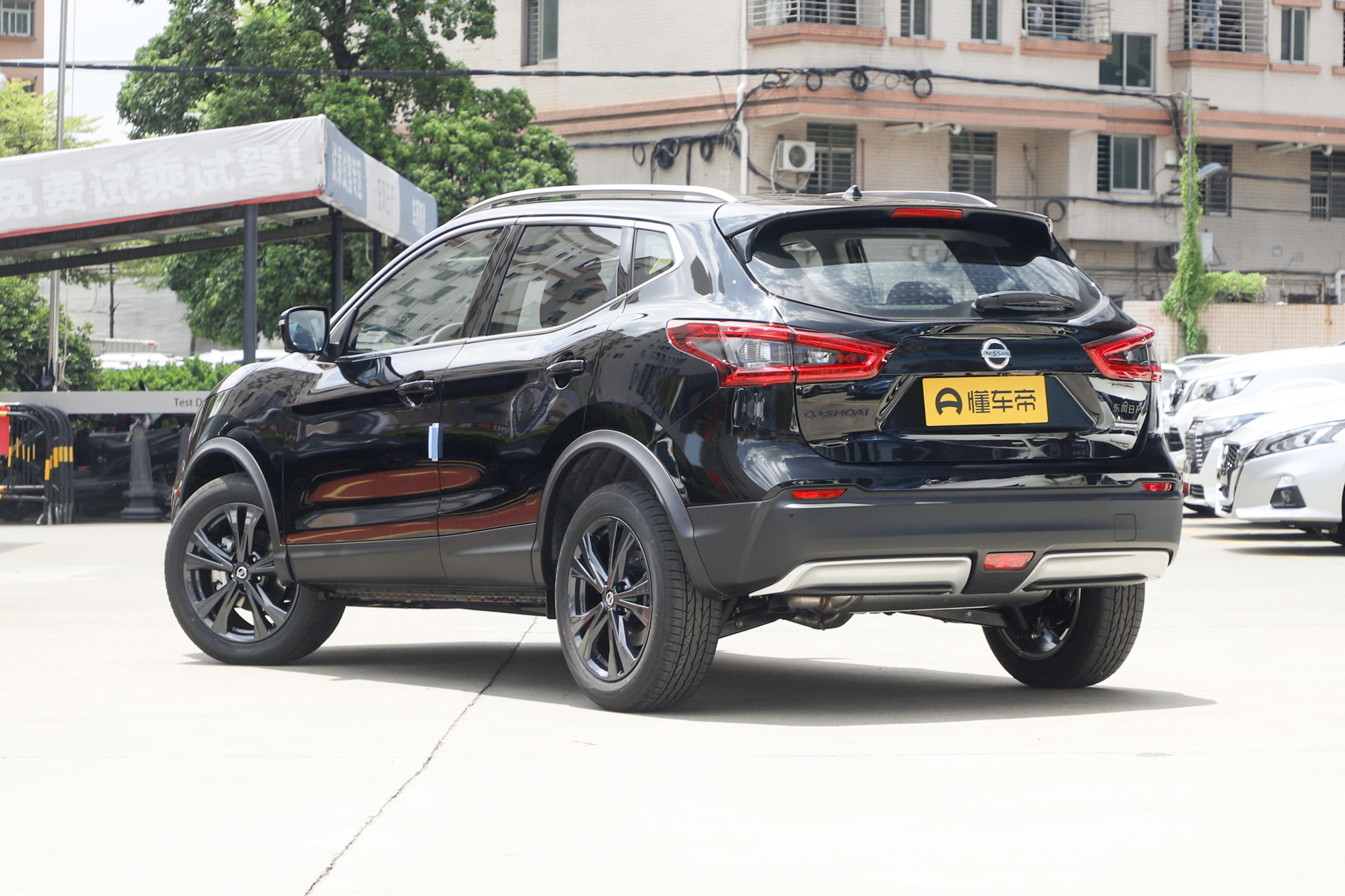 日产逍客再添新成员，“黑化”涂装，售价17.18万，值不值呢？