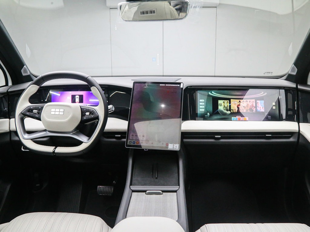 插混SUV新选择数字体验超前吉利银河L7实拍简评