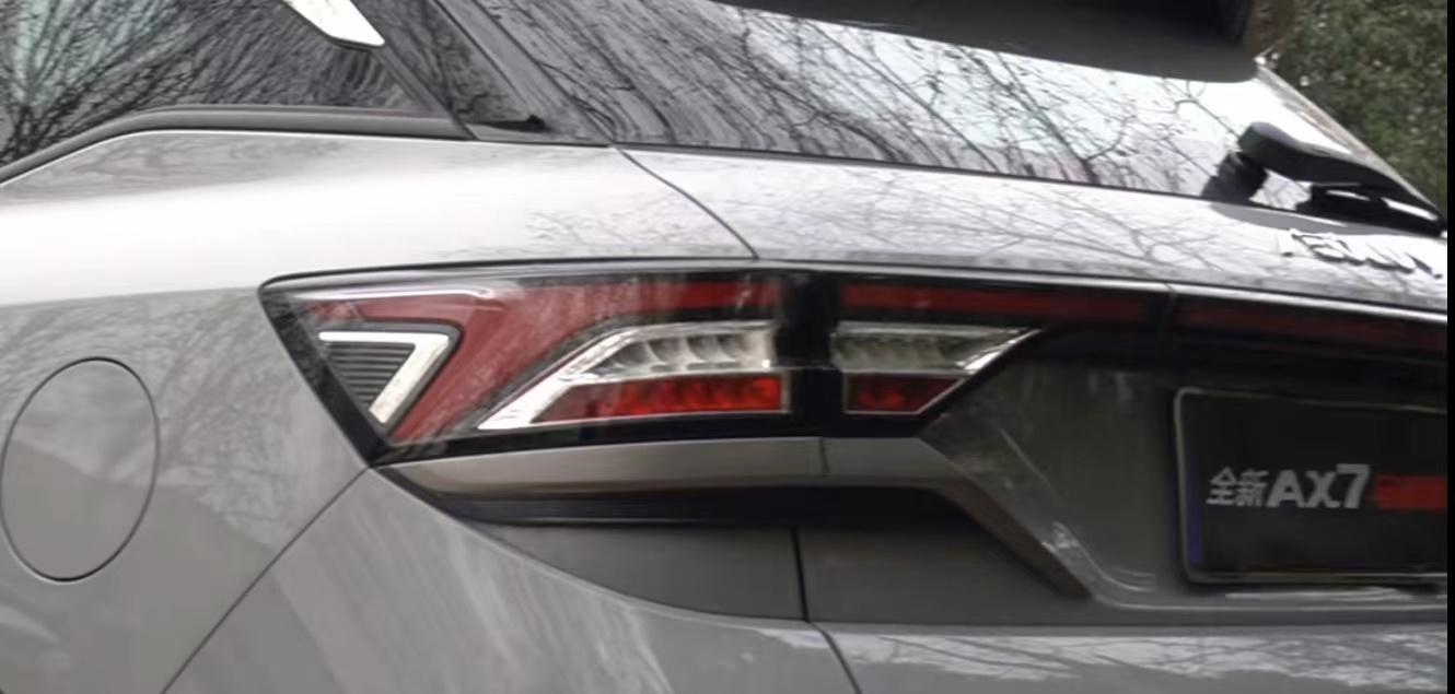 武汉东风销量,武汉东风风神ax7降价5万