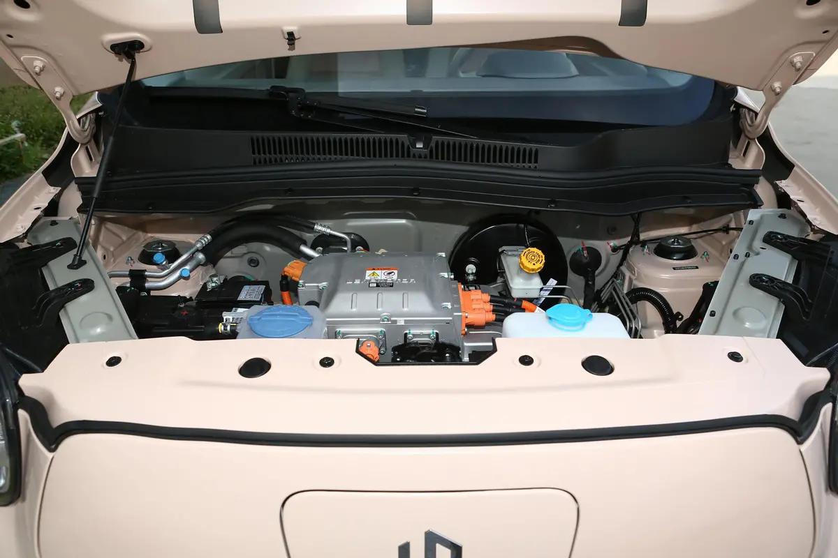 适合女生买的小型高颜值汽车,一款适合女生开的高颜值小型车