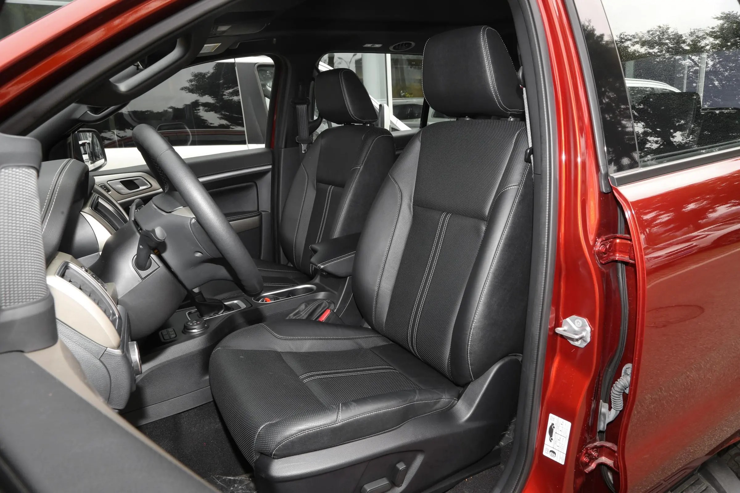 撼路者越野评测视频大全,福特撼路者与城市suv高速对比