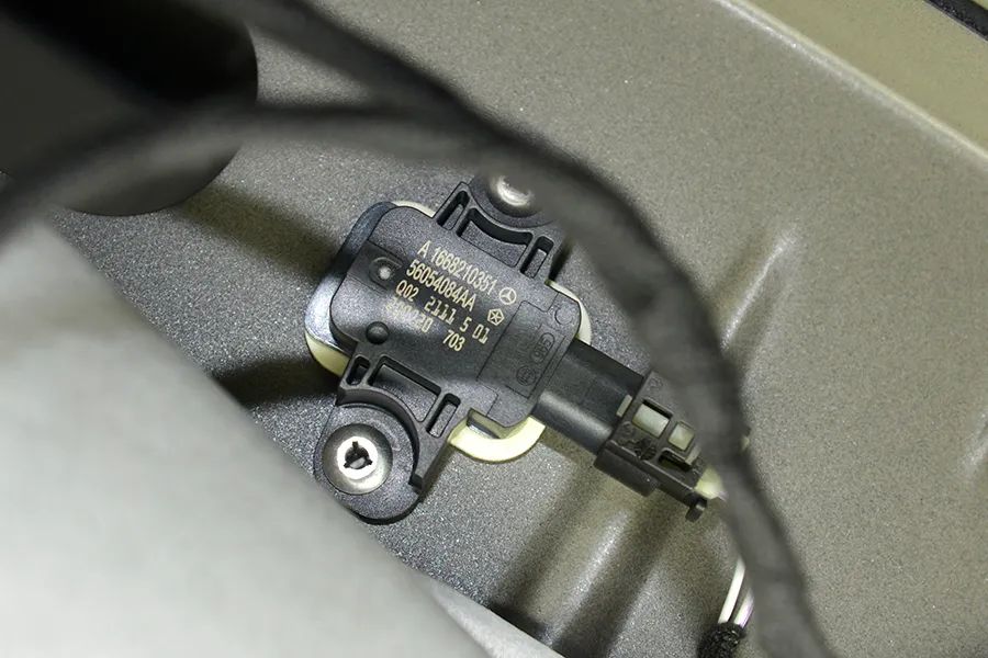 奔驰v最低价格是哪款,奔驰v车价格值得购买吗