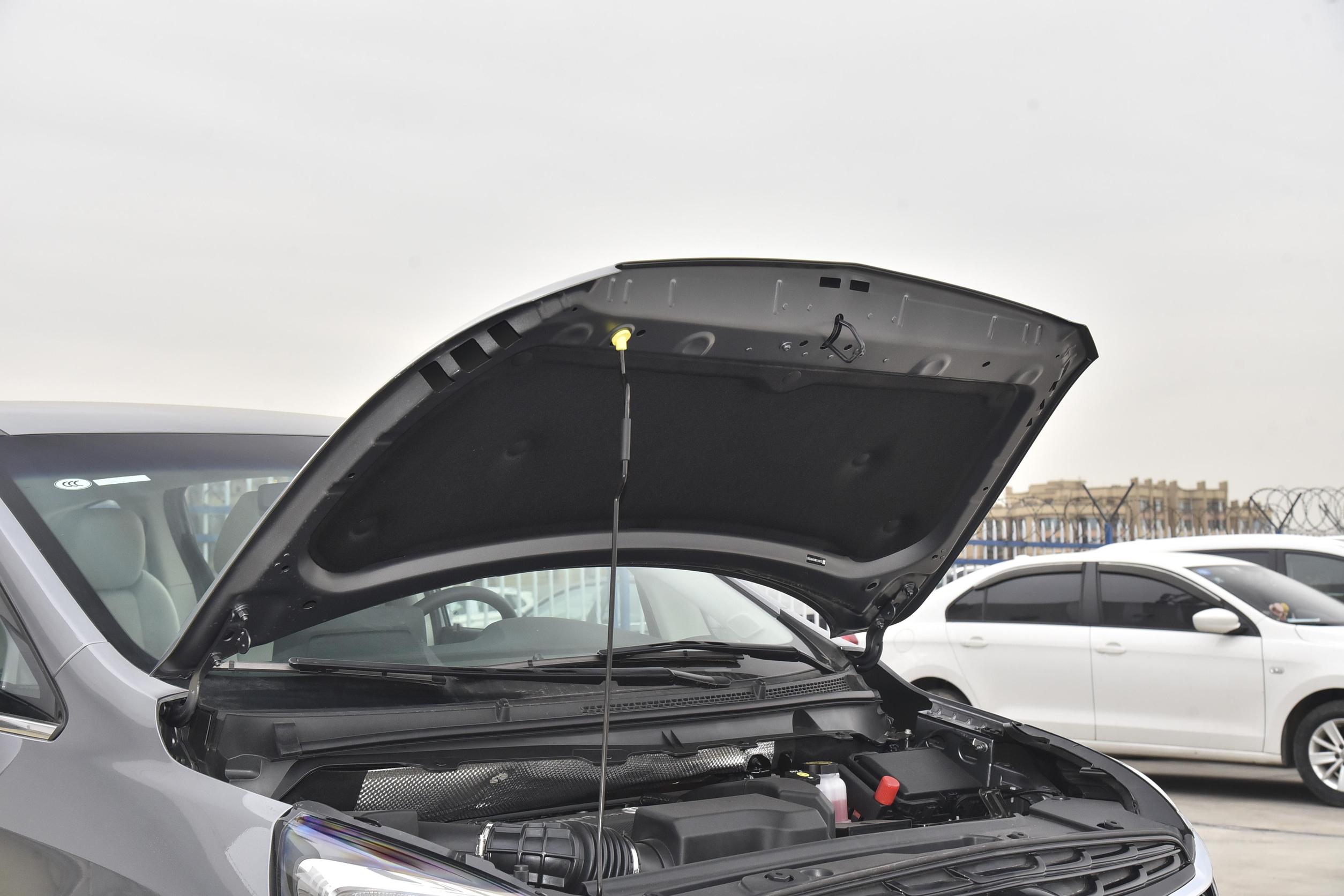 别克gl8的暖心变化,充满黑科技的别克gl8