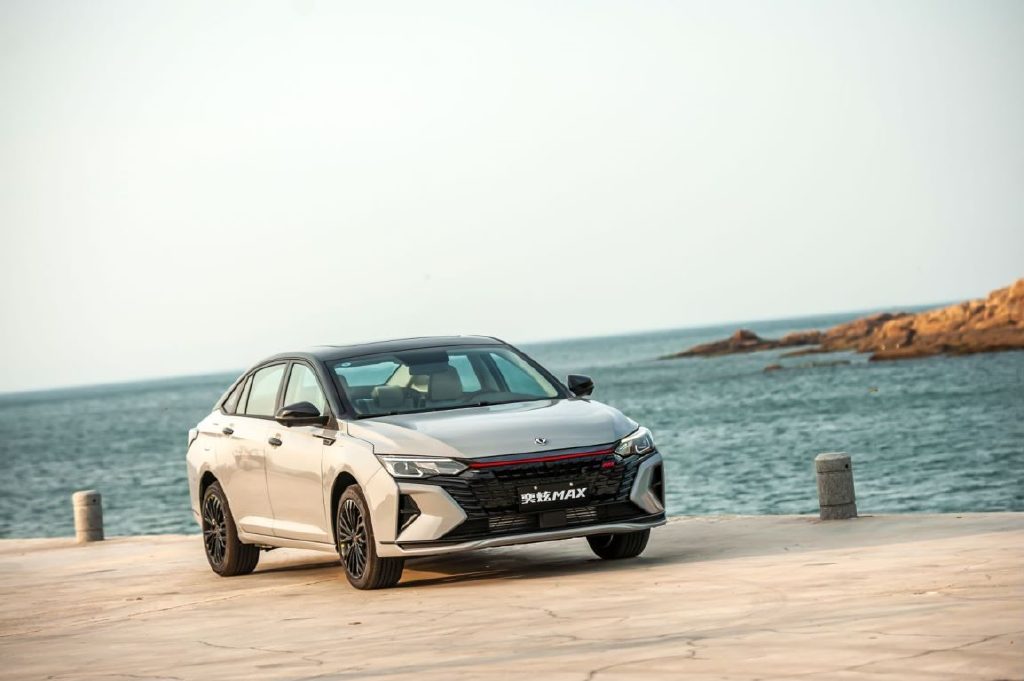 东风风神奕炫max赛场,东风风神奕炫max长沙