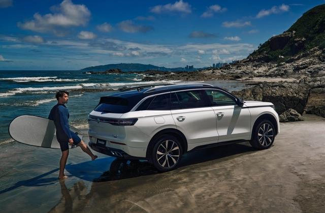 一汽大众揽巡上市庆典,一汽大众揽巡实车车展上亮相