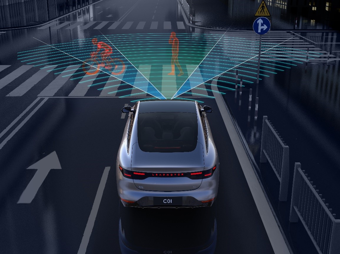 零跑c01超级增程版落地,零跑c01增程版赛道表现