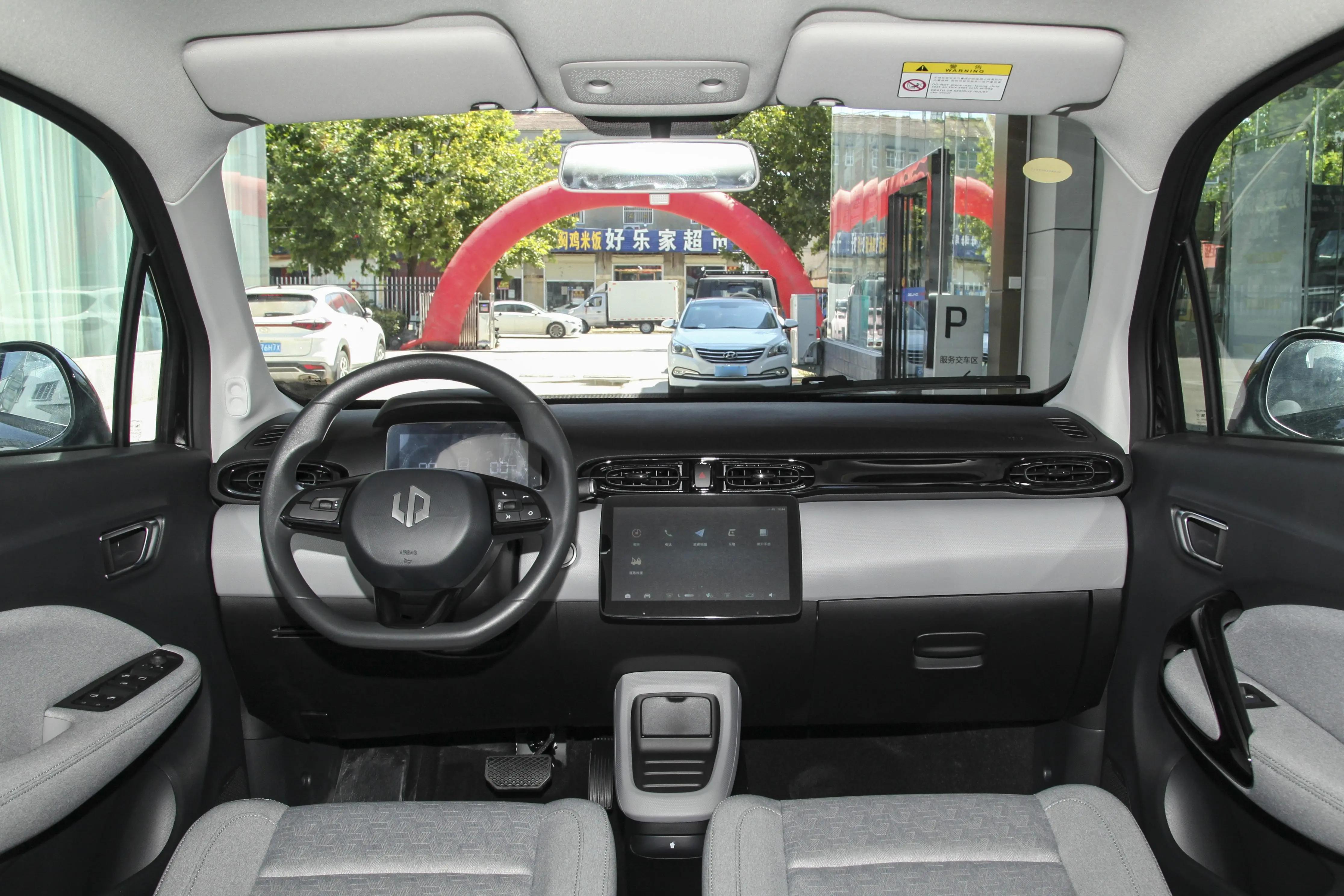 新2022款零跑t03和2021款零跑t03,2022款全新零跑T03