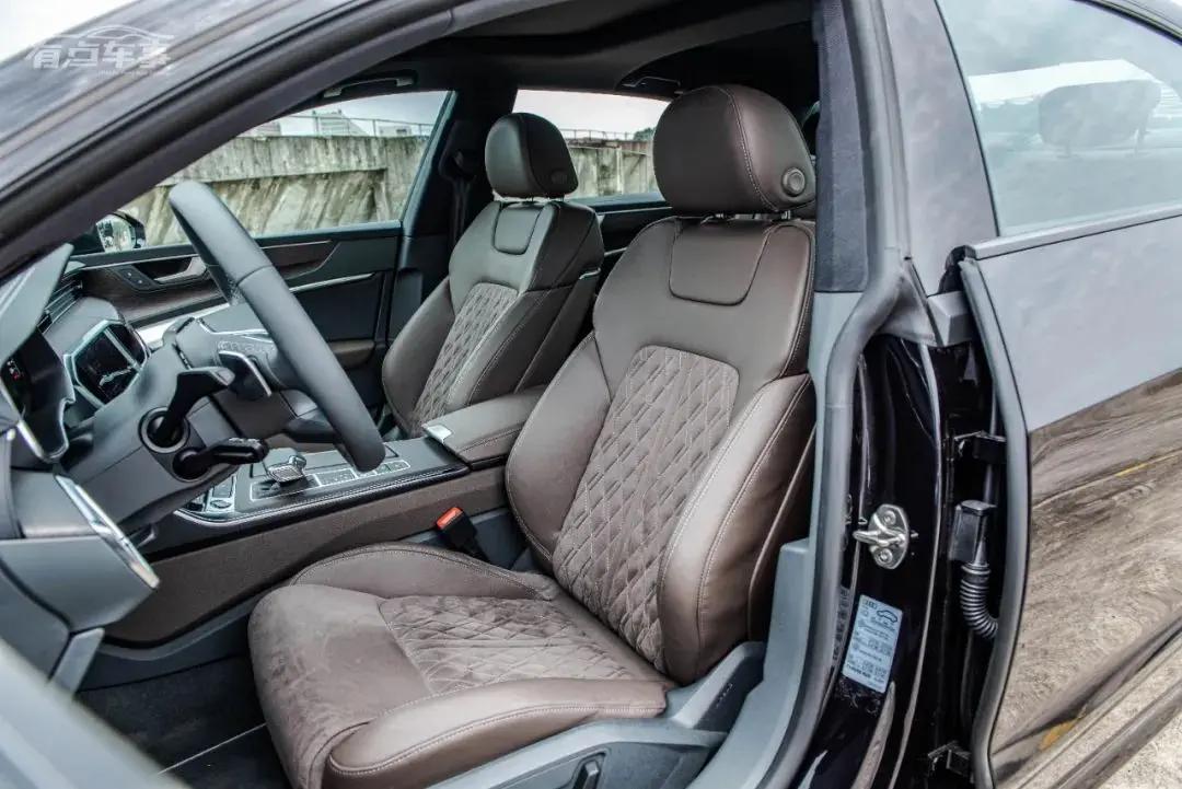 奥迪a7l哪一款更值得入手,10万往上的奥迪a7l值得买吗