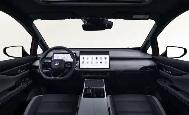 潮流新品玩物,合创z03试驾