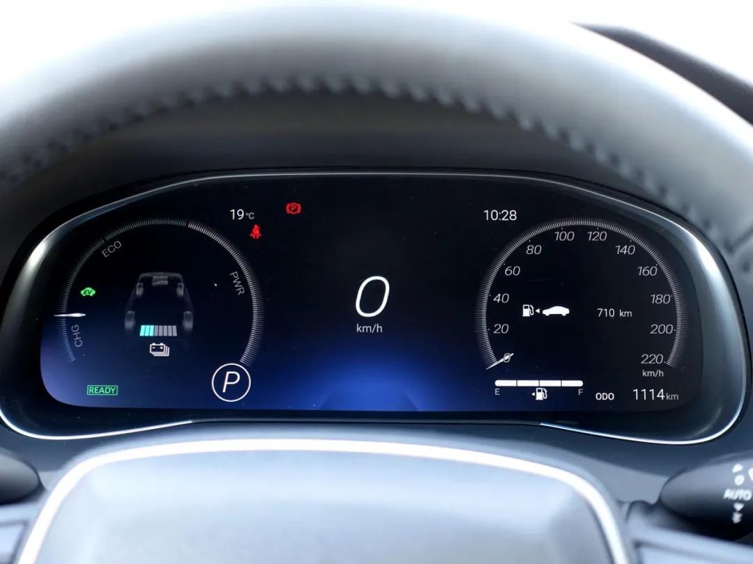 威飒2.0燃油版试驾视频,威飒2.0两驱尊贵版试驾