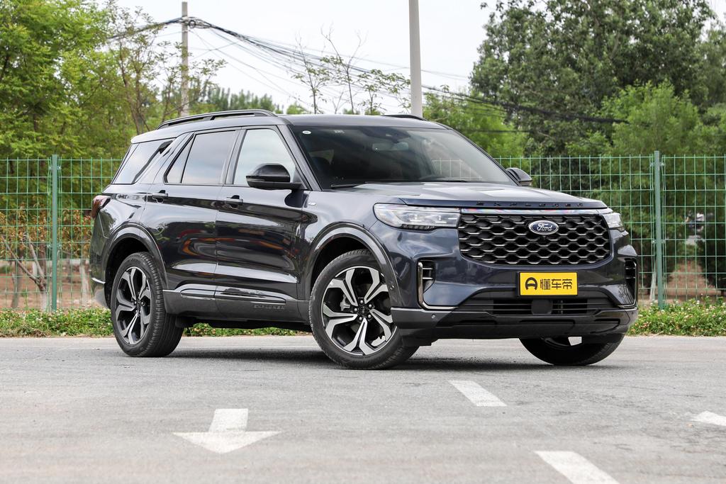 全新福特探险者风尚棕色内饰,福特探险者运动顶配