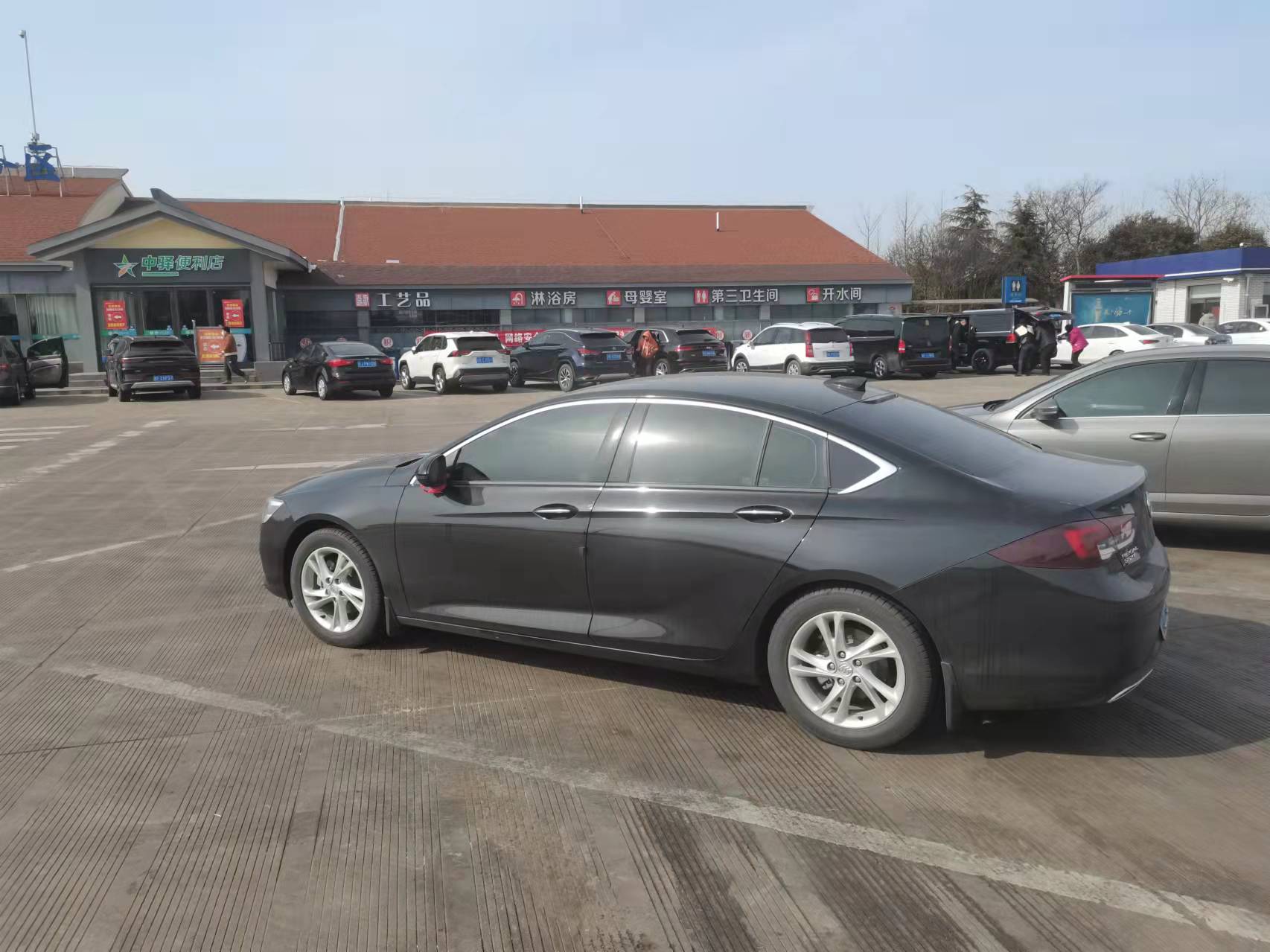 16万买君威好还是速腾好,16万君威对标的车