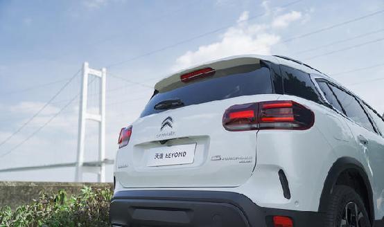 天逸共创版对比天逸beyond,法系最良心的三款车天逸