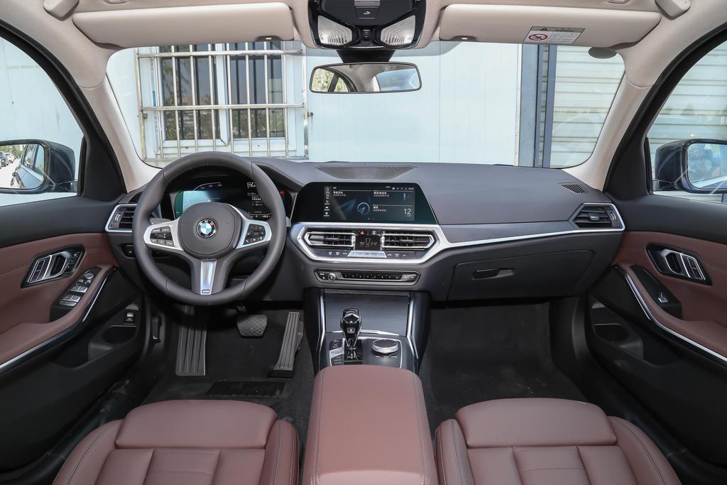 宝马3系0首付5年免息购车,全新宝马3系0首付