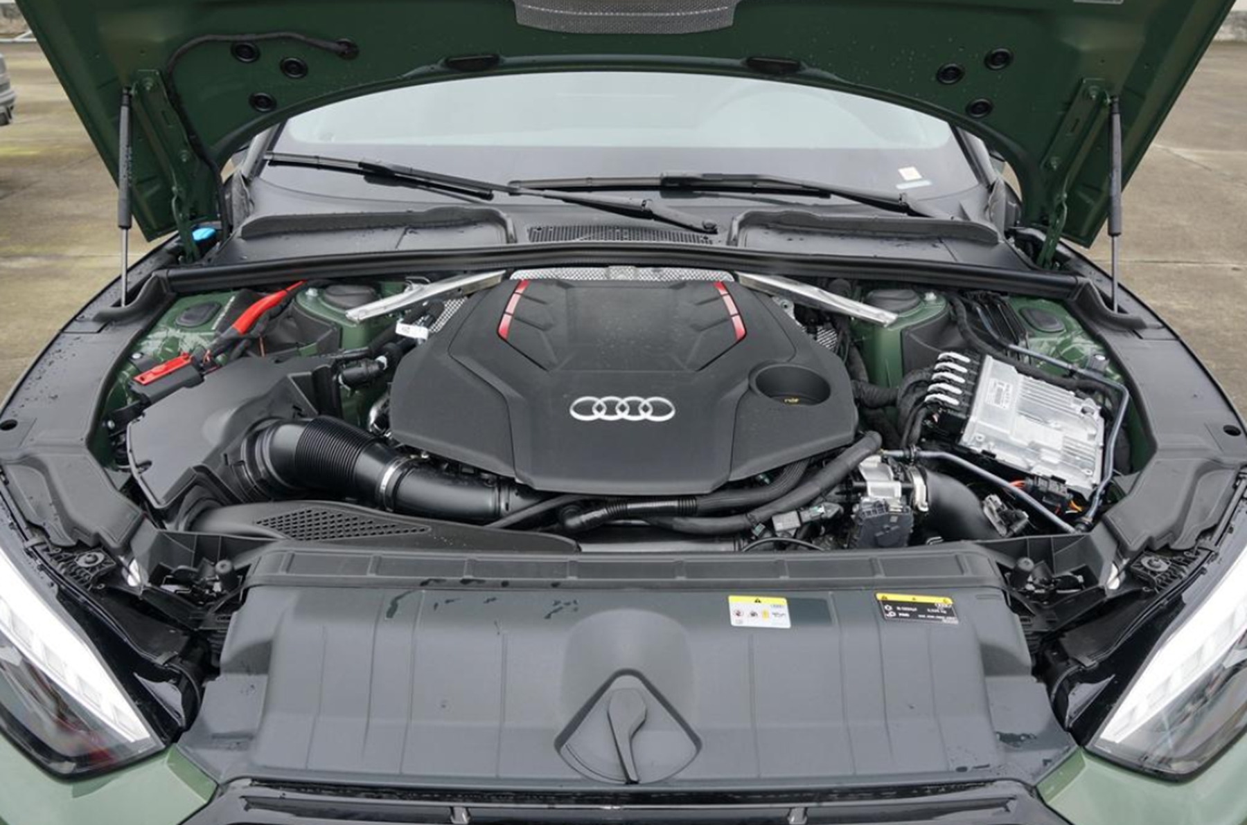 奥迪s5sportback2022款,奥迪s52020款测评