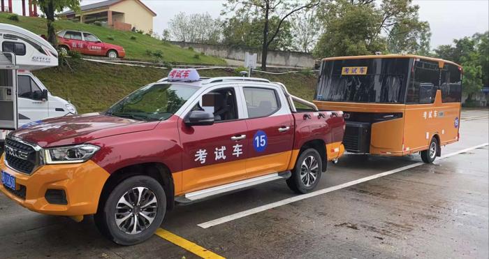 c1驾驶证考c6学费多少,c1增c6驾驶证学费多少