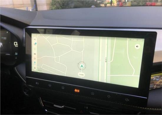 带你感受全新荣威i5,荣威i5让驾享一步到位省油又省心