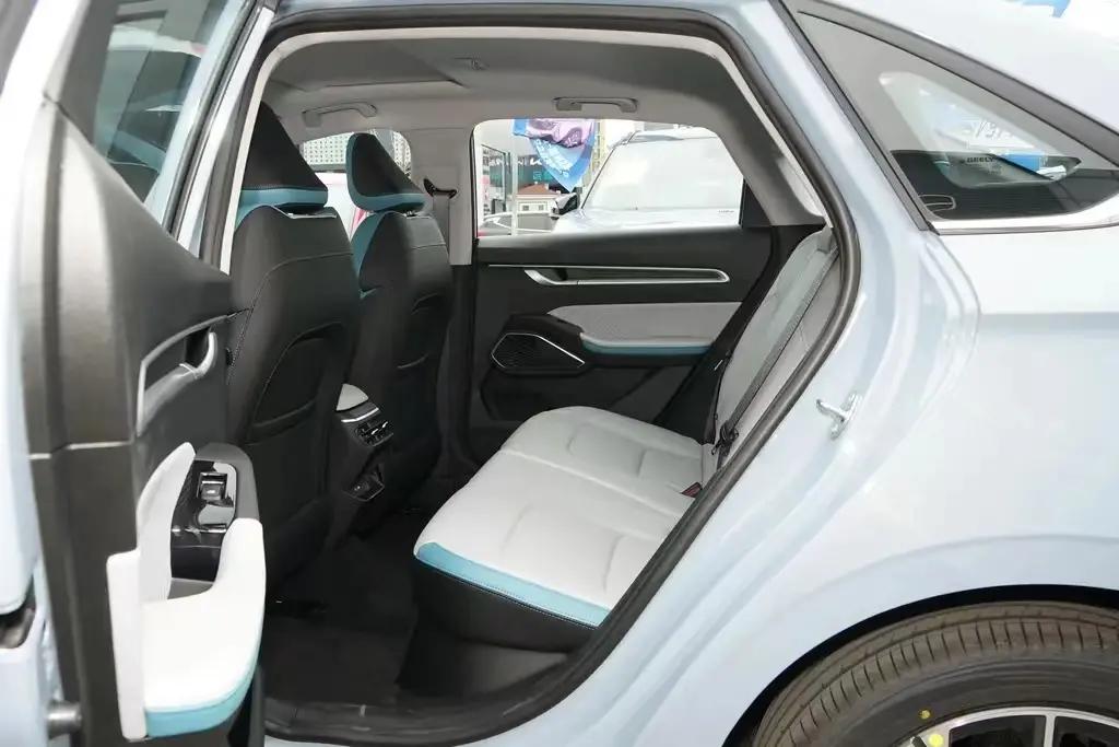 吉利帝豪第四代旗舰中控,吉利帝豪第四代2022款车机升级