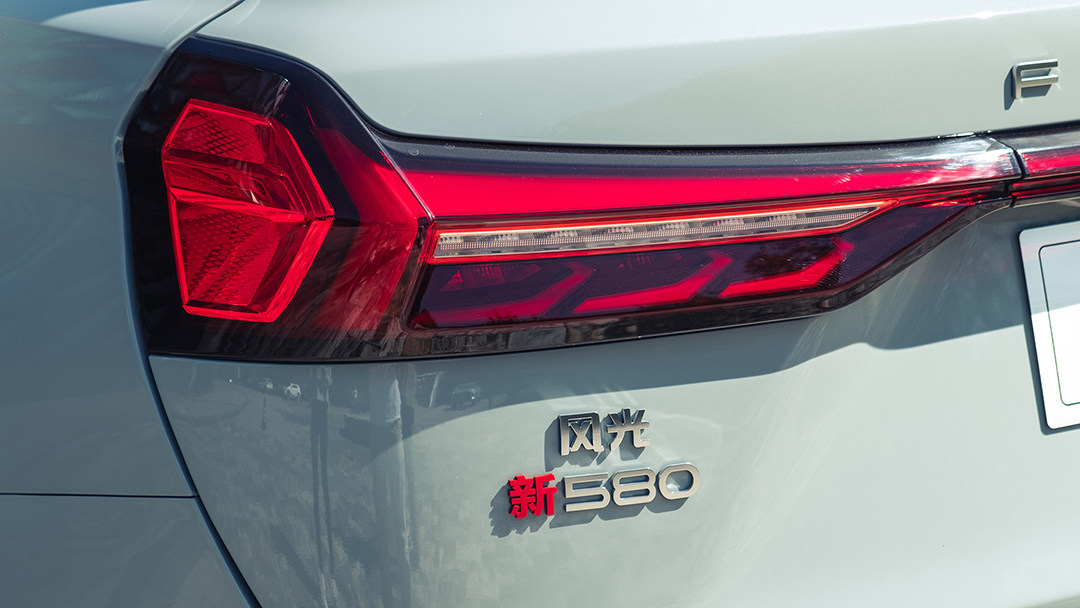 东风风光580红星版性价比,东风风光5801.5t手动挡性价比