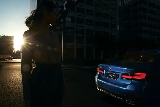 新bmw5系li,新bmw5系以豪华新境唤醒出行灵感