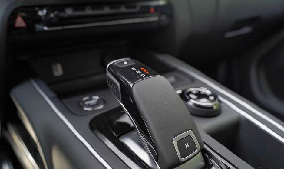 天逸共创版对比天逸beyond,法系最良心的三款车天逸