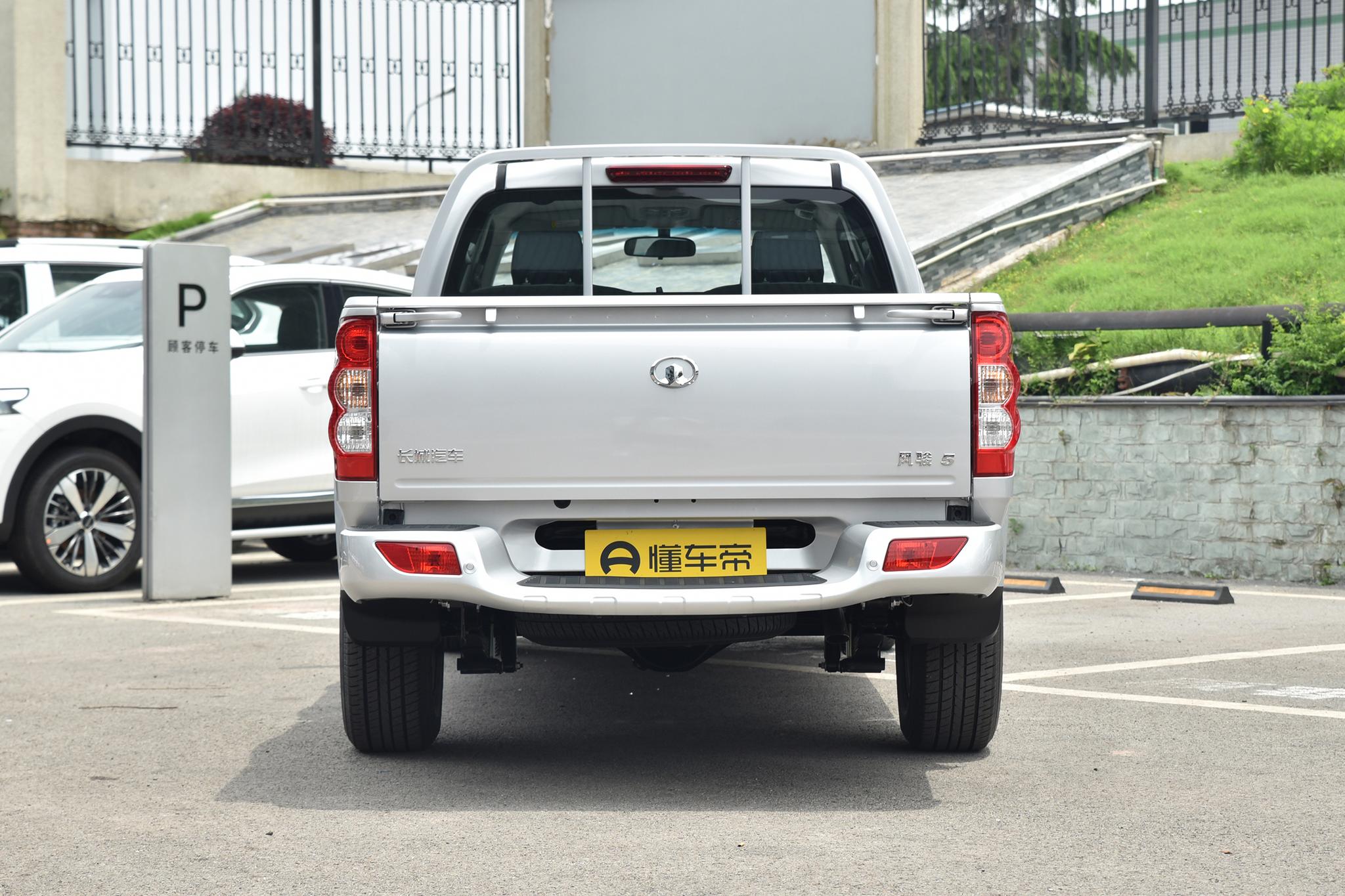 长城皮卡风骏5四驱沙漠越野技巧,长城皮卡风骏5走s弯看点