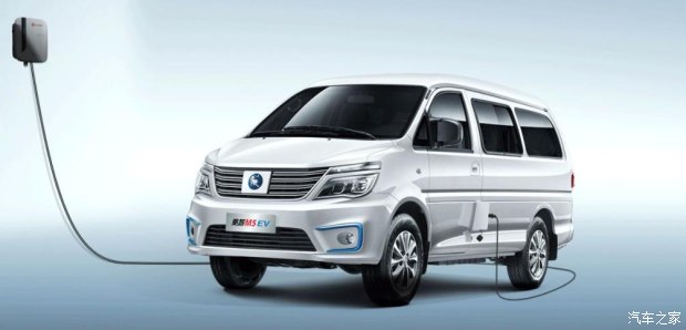 菱智m5ev行驶30万公里,油价5元以下