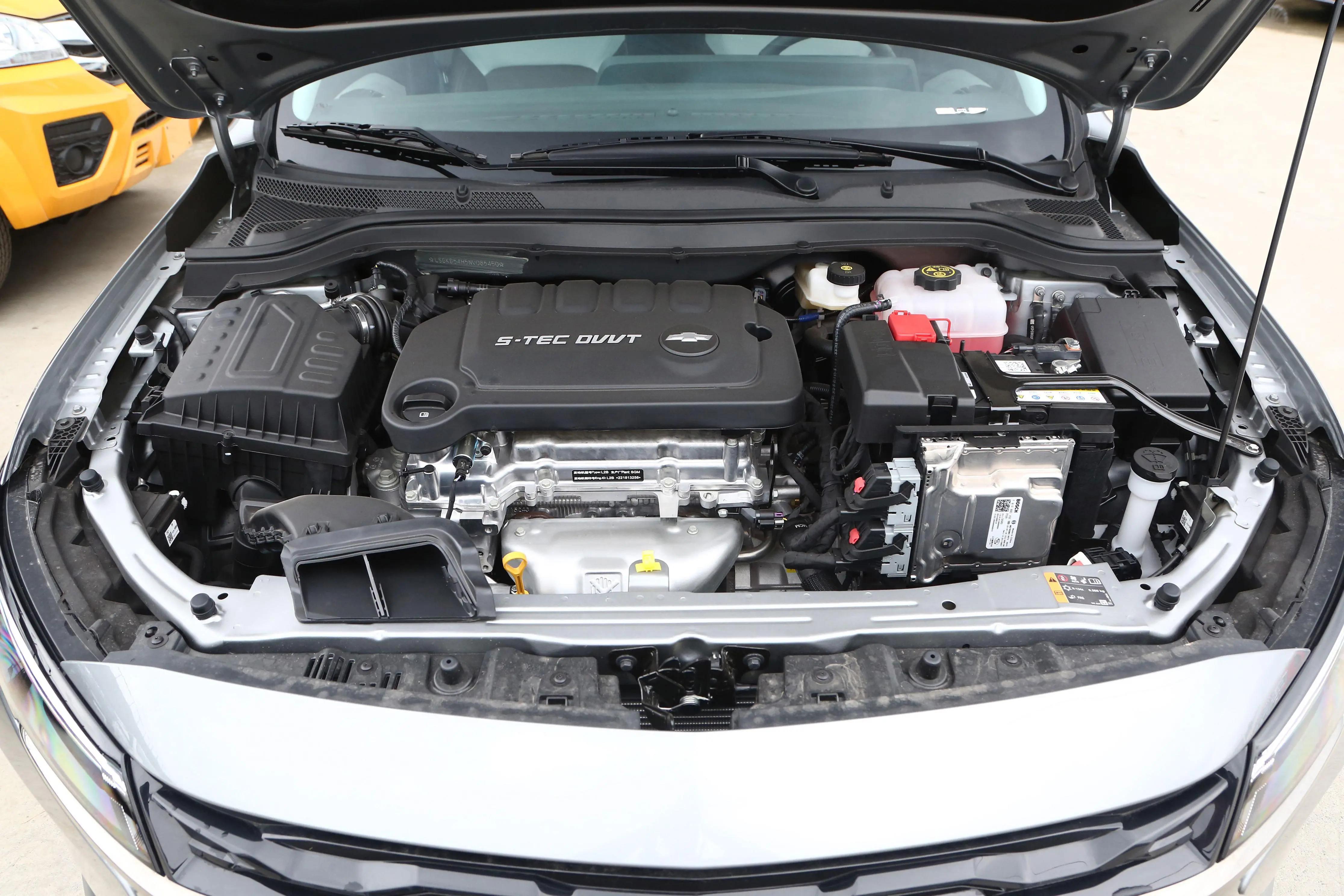 雪佛兰科鲁泽车主真实用车感受,雪佛兰科鲁泽怎么用省油