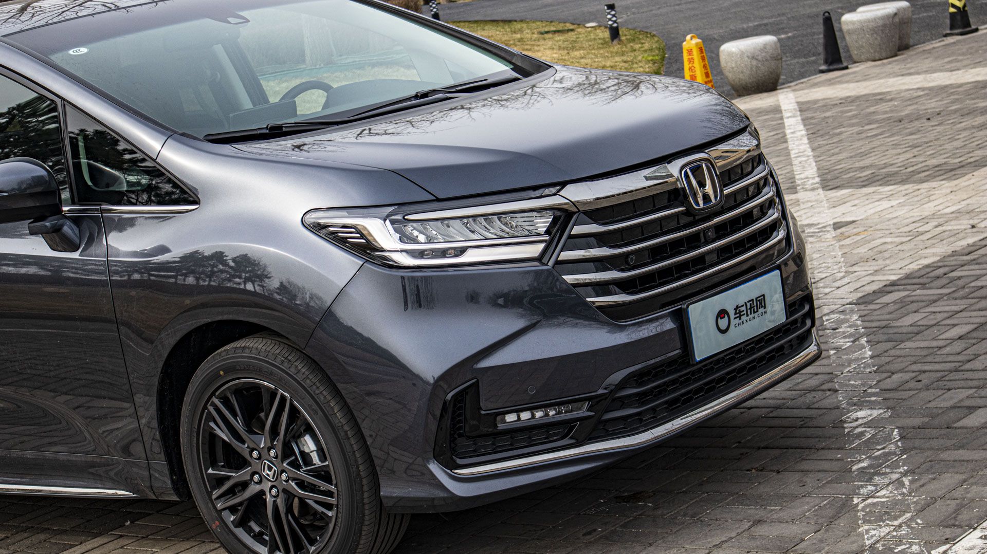 改款之后不止家用试驾全新奥德赛,2022款本田奥德赛混动版试驾视频