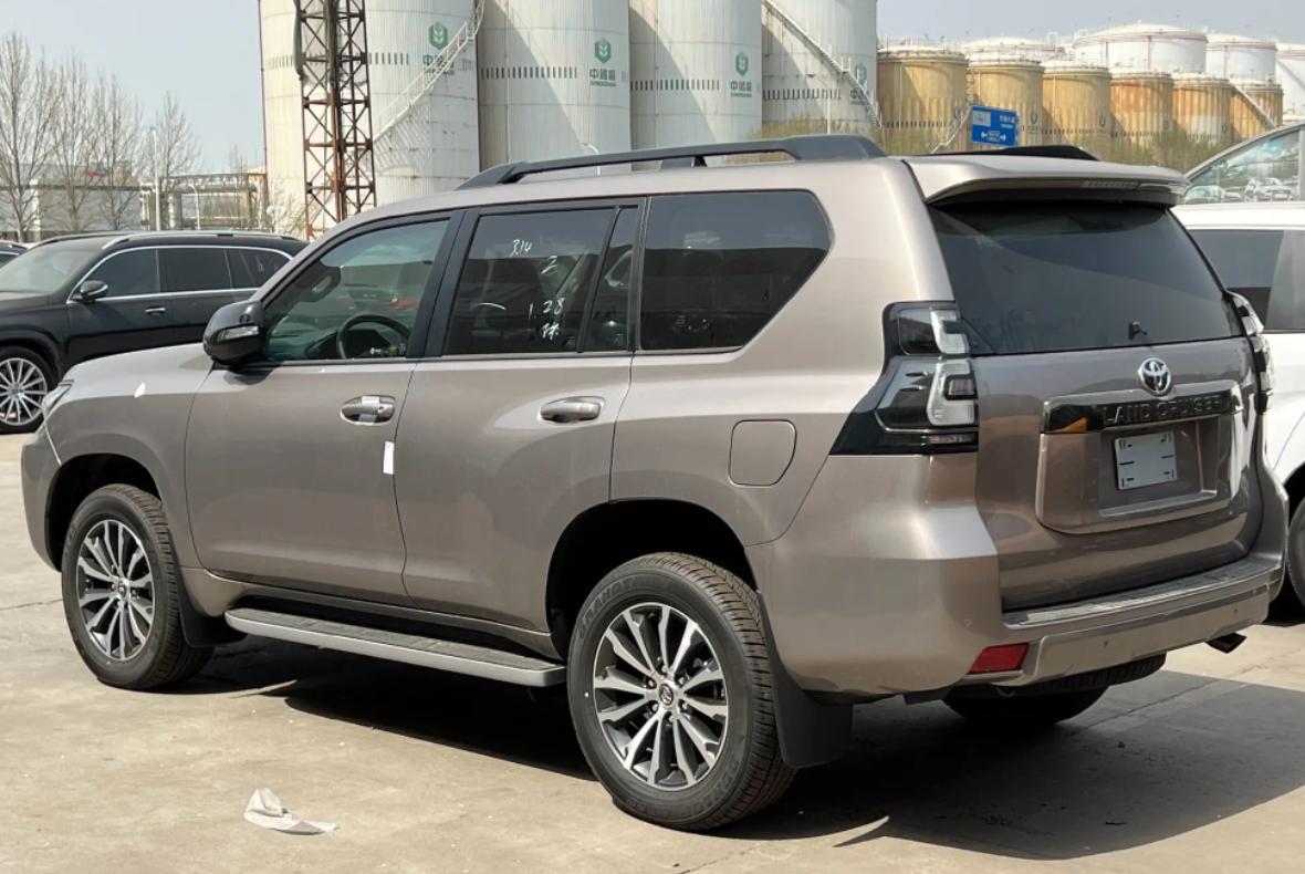 丰田普拉多18万落地,2020款丰田普拉多2800价格